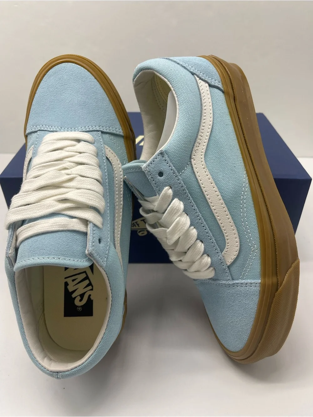 Vans WMNS Sz 8.5  Lx Old Skool Gum Crystal Blue VN000D56CAU Sneakers
